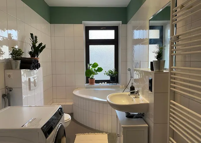 Stilvoller Altbau Mit Balkon - 10 Min To Center Apartment *