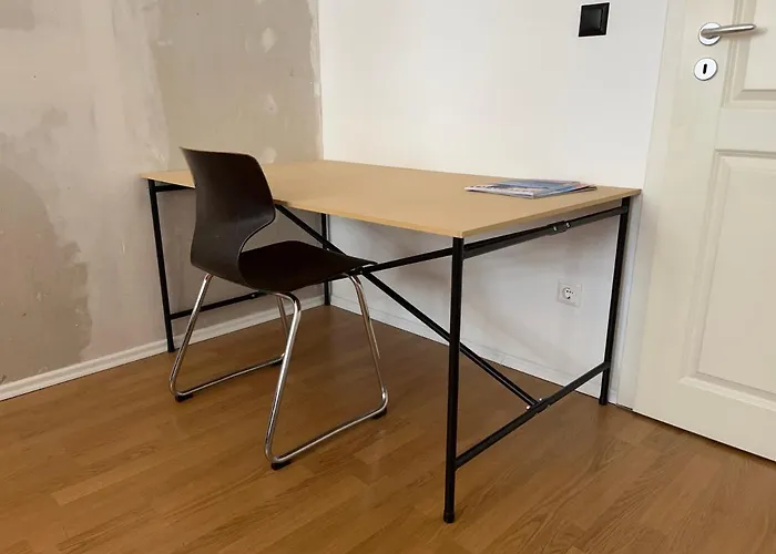 Appartamento Stilvoller Altbau Mit Balkon - 10 Min To Center